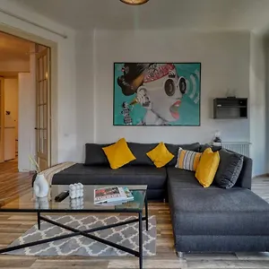 Charm Apartment
