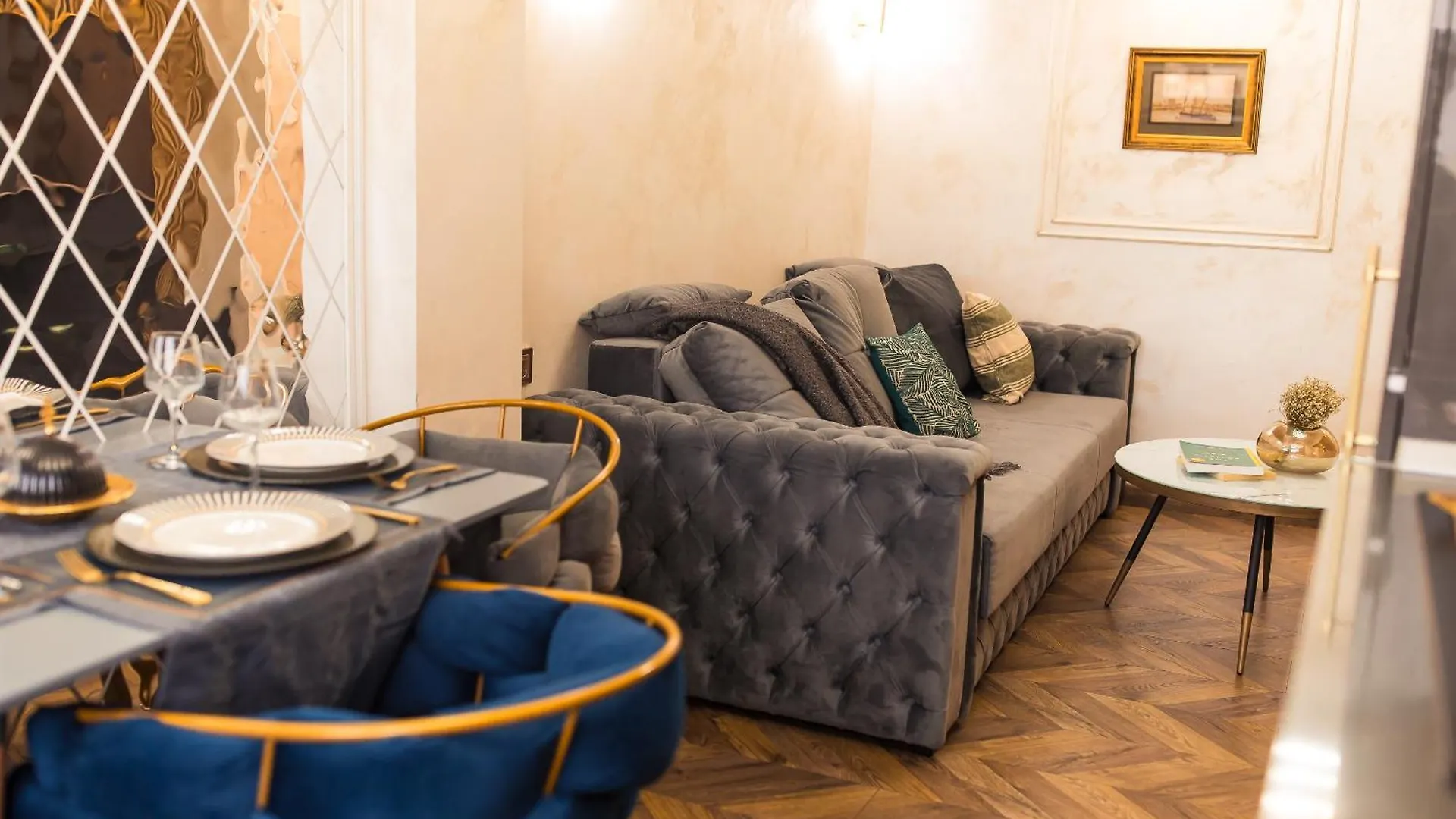Royalty Apt With City Views On Calea Victoriei Bucharest 0*,