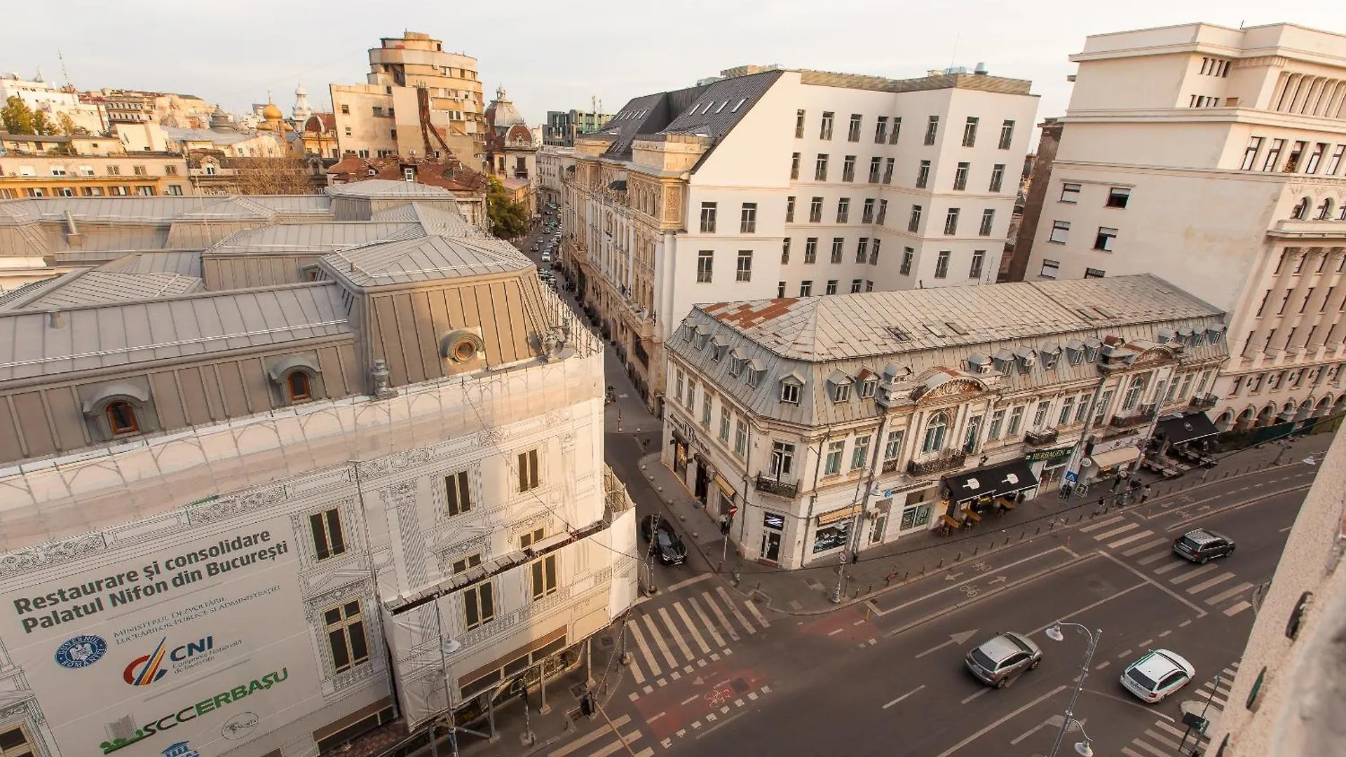 Royalty Apt With City Views On Calea Victoriei Bucharest Romania
